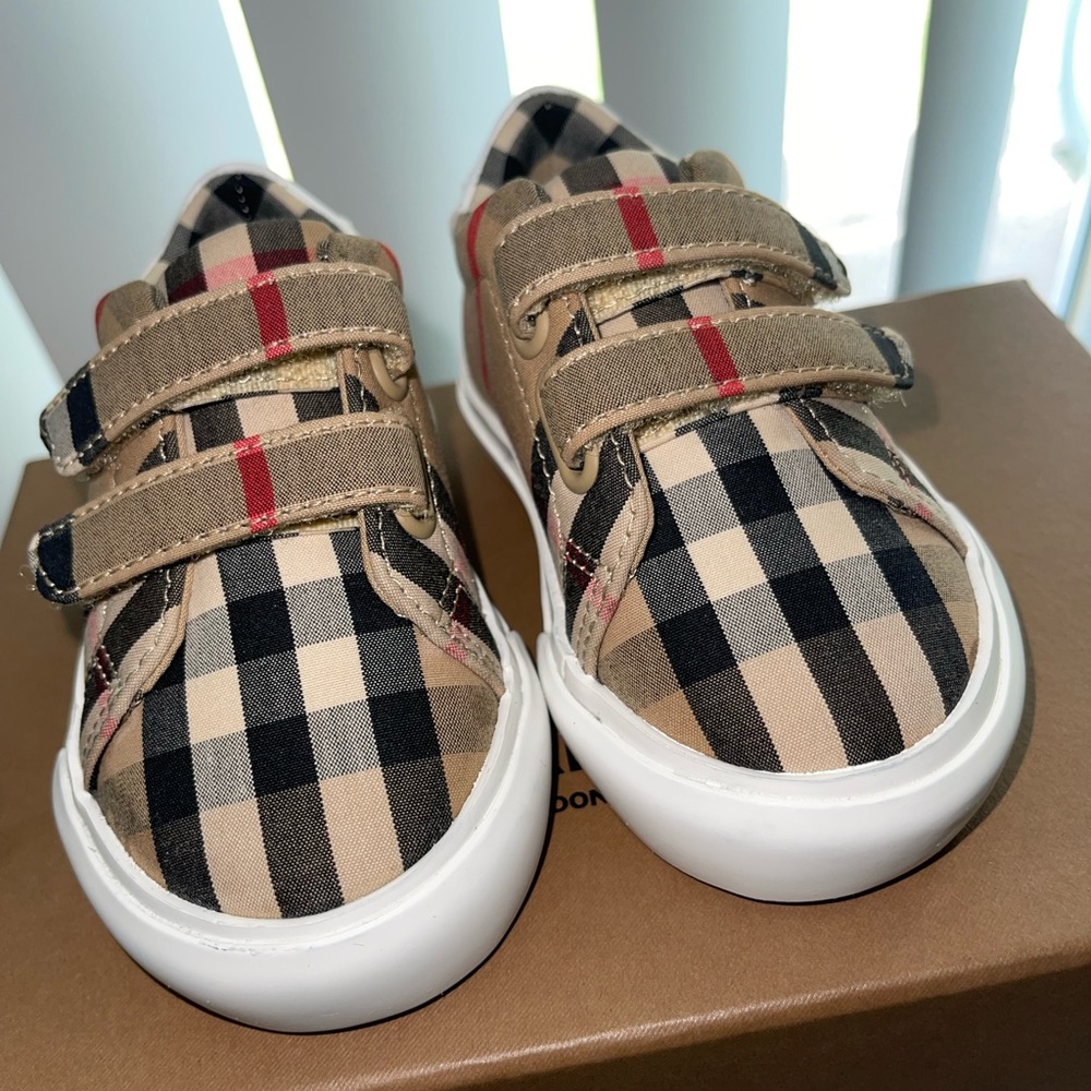 Baby Burberry Shoes